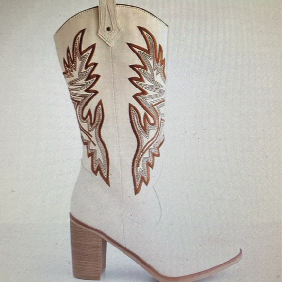 🎉New Years Sale🎉MIA Taley Tall WesternBoots NIBNWTSize 9 Embroidered FauxLeather - Picture 2 of 14